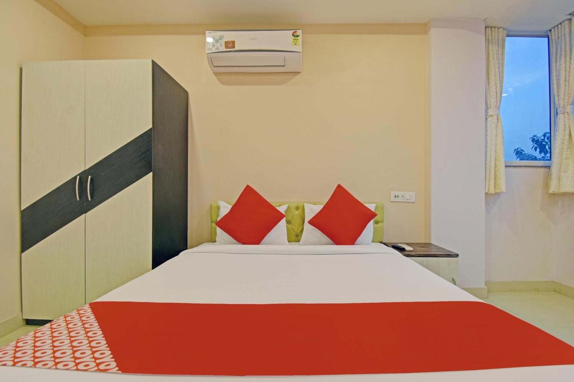 Hotel O Newtown Galaxy Panchuria Екстериор снимка