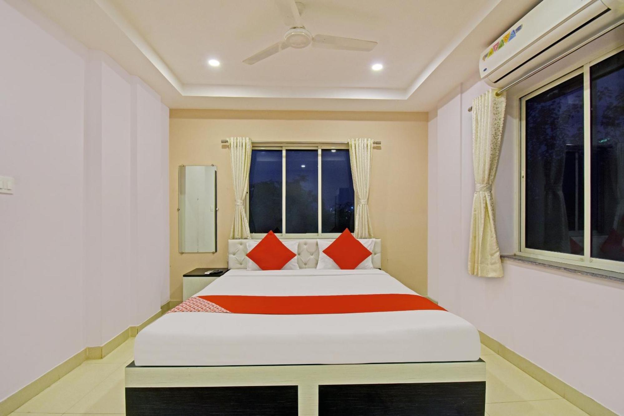 Hotel O Newtown Galaxy Panchuria Екстериор снимка