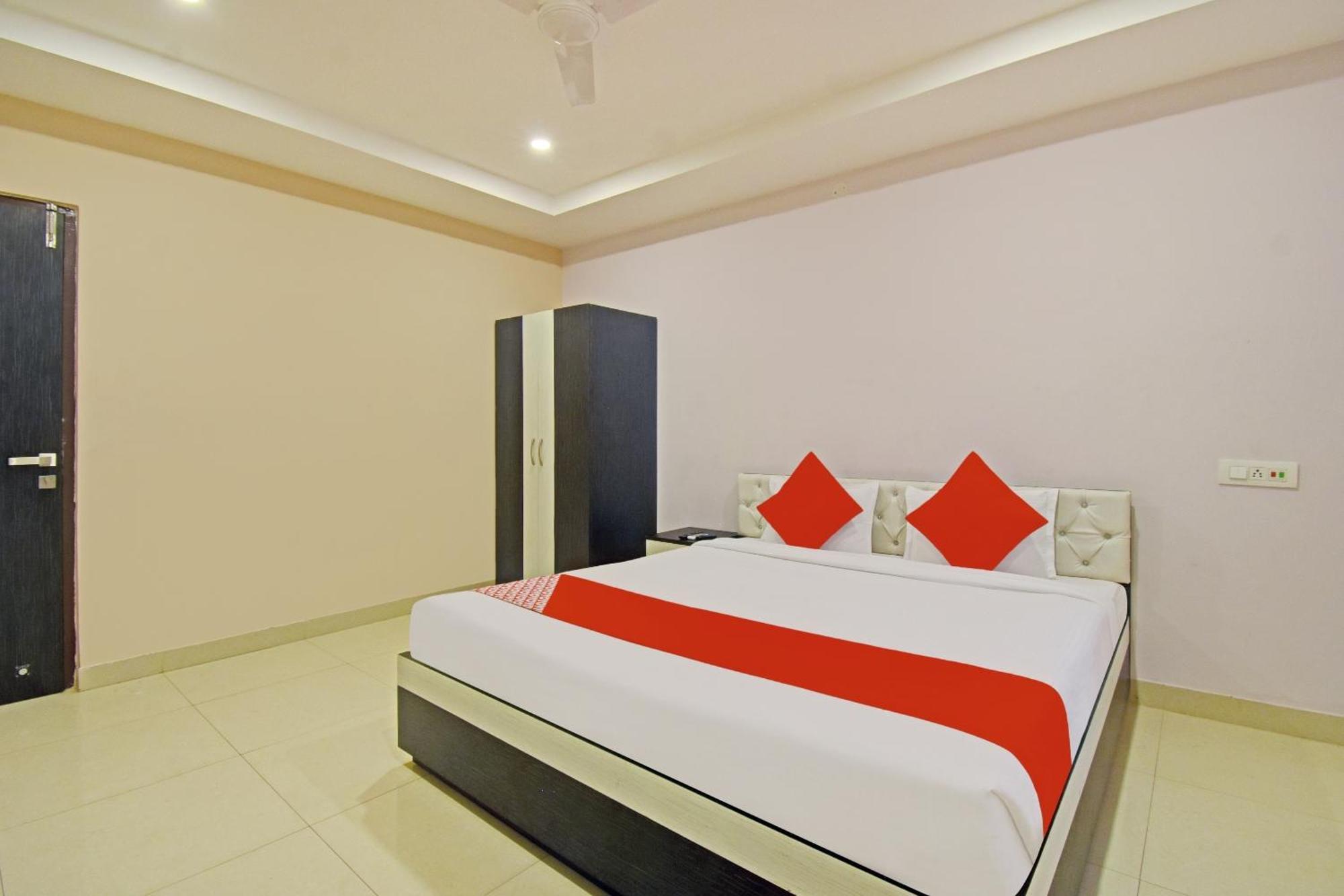 Hotel O Newtown Galaxy Panchuria Екстериор снимка
